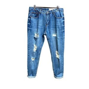 Wish List Boyfriend Distress Crop Jeans Size Large NWOT